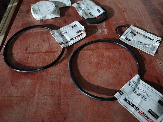 Workover API XJ750 εξάρτηση επισκευής κυλίνδρων οδήγησης μερών HNBR εγκαταστάσεων γεώτρησης