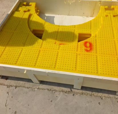 2200X1800 MM Γυριστικό τραπέζι Αντιστροφή υλικό PU Κίτρινο χρώμα με ατσάλινα καρφιά