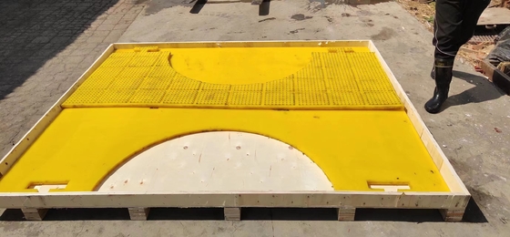 Προσαρμοσμένο PU Anti Skid Mat 30mm ZP275 για τρυπεία περιστρεφόμενο τραπέζι